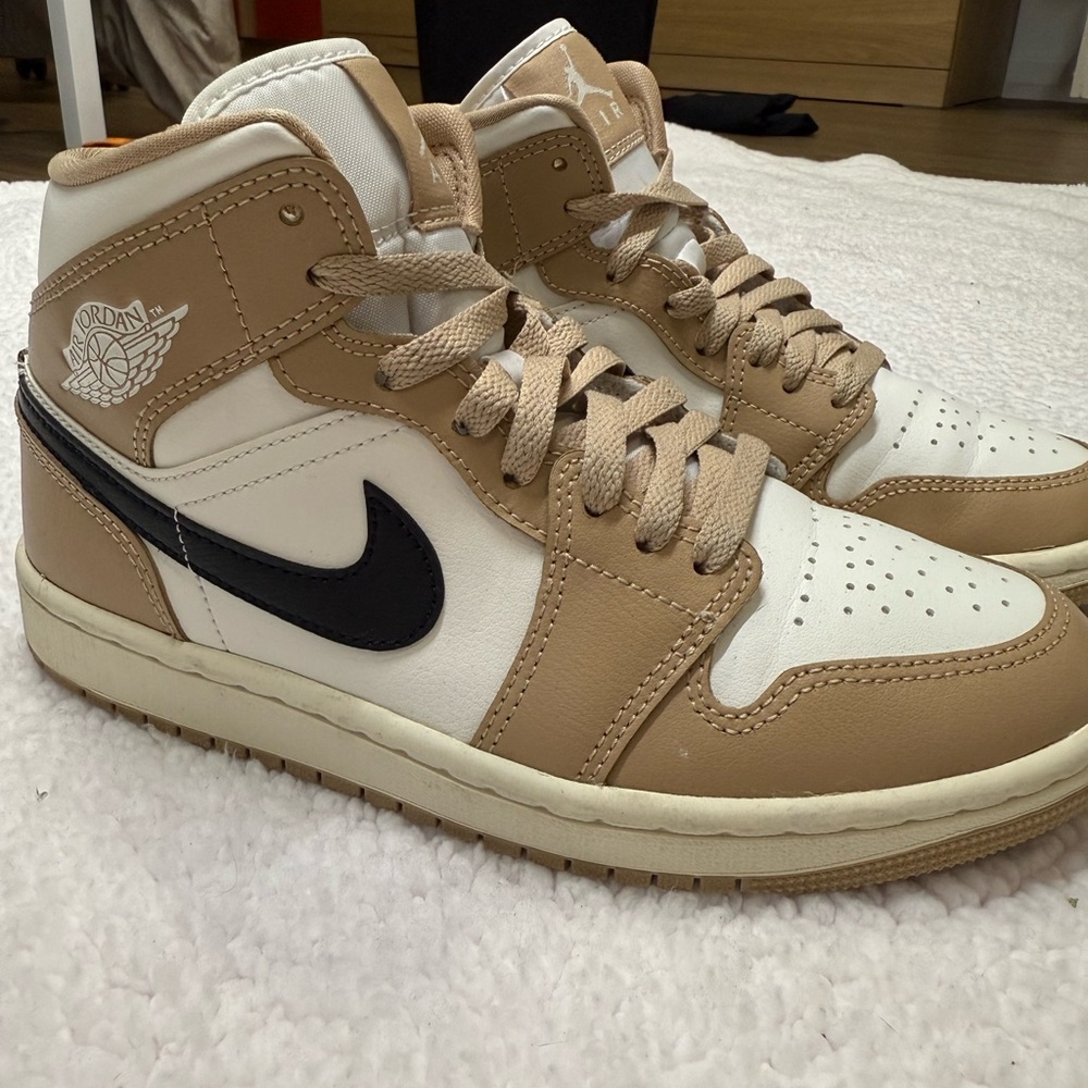 Jordan Men's Sneakers in Tan, White, and Black